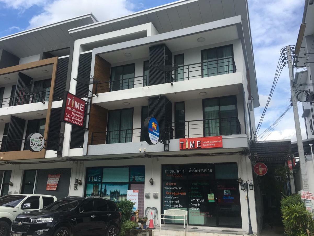 Time Hotel & Mechanical Engineering Si Racha Exterior foto